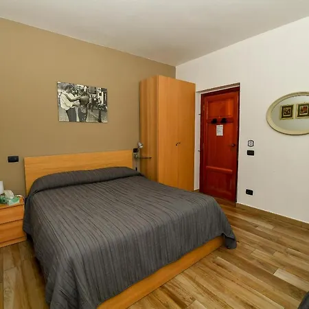 Le Terrazze Su Salo Bed & Breakfast Roe