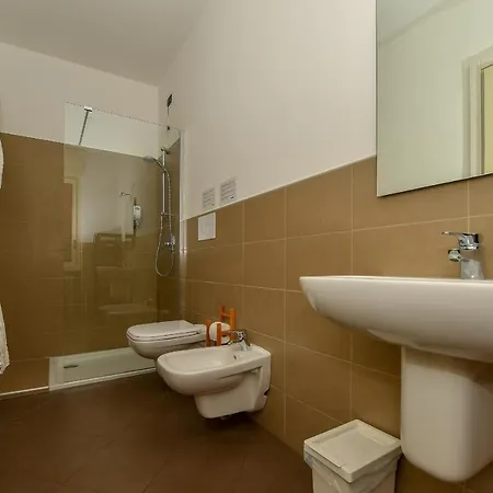 Le Terrazze Su Salo Bed and Breakfast *